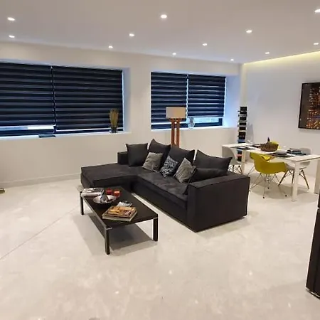 Stylish Central Apartment In Kolonaki Athens Exterior photo