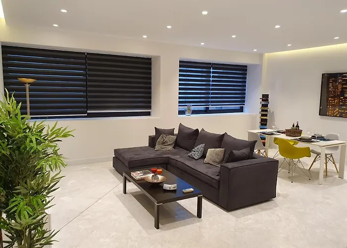 Stylish Central Apartment In Kolonaki